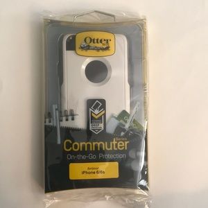 White Otterbox for iPhone 6